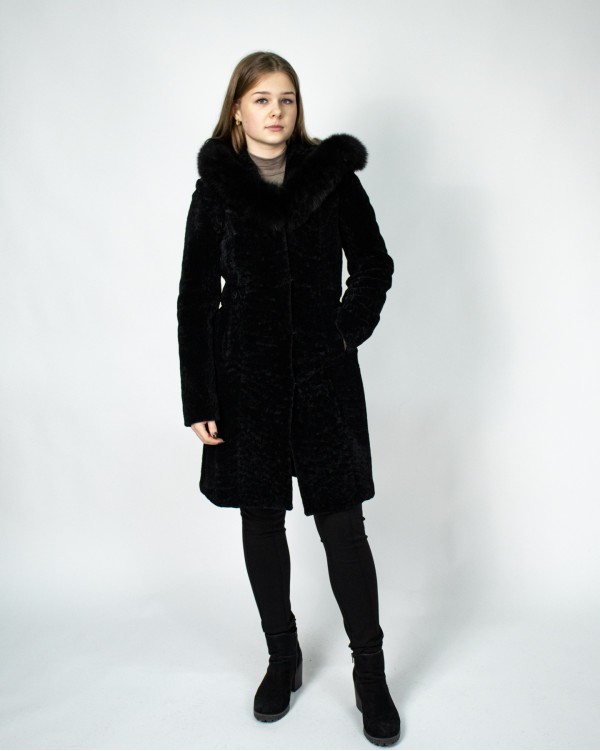 A24L Sheepskin coat